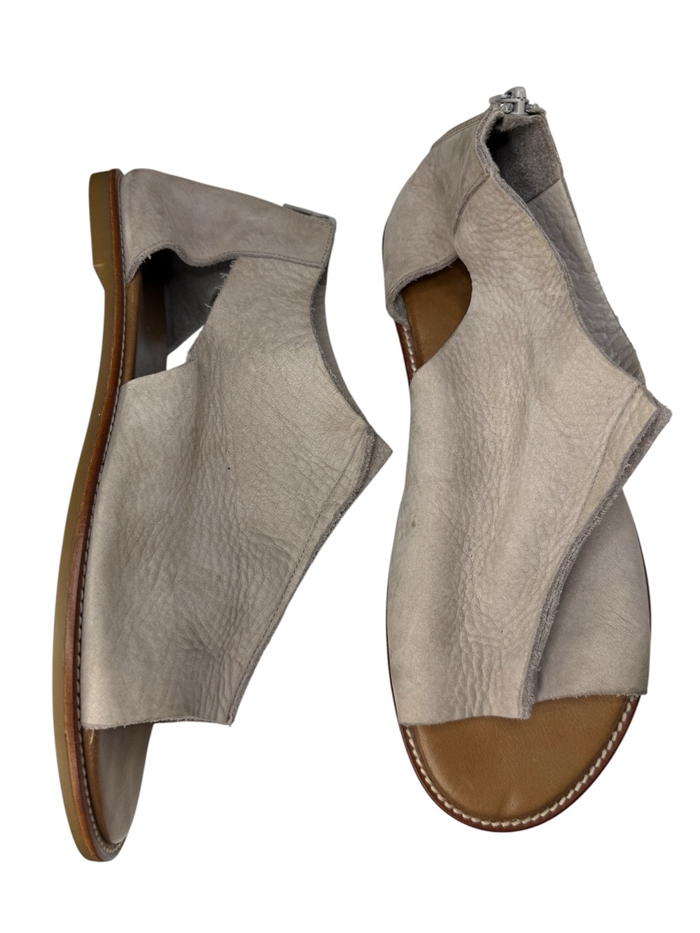 Inuovo Ferna Cutout Leather Sandal Made In Turkey Sz 42 or US 12